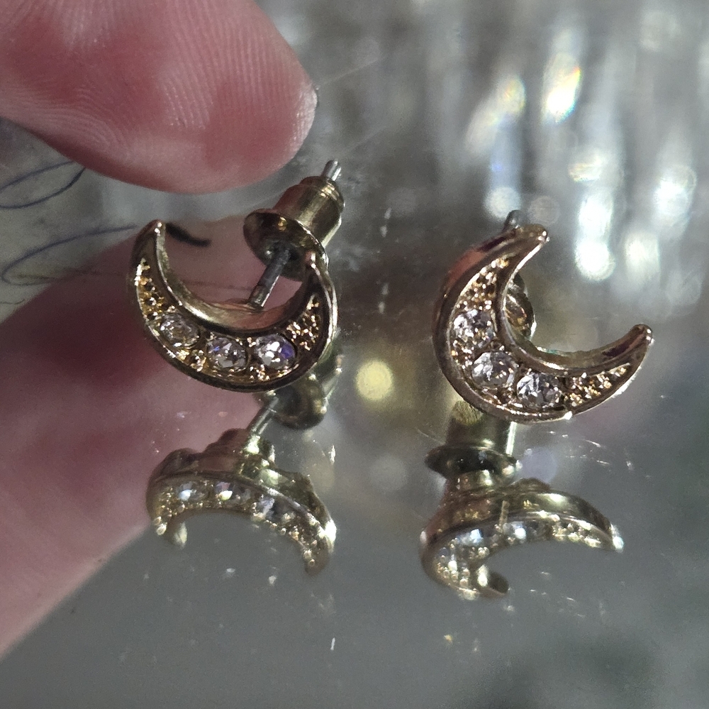 Gold moon earrings